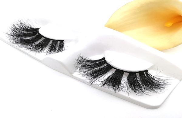 Faux mink lashes